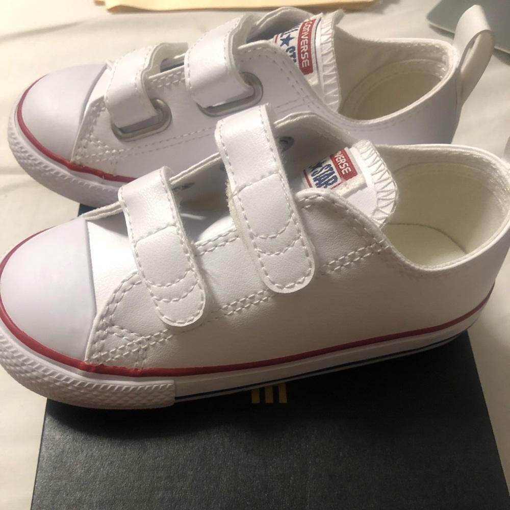 Toddler converse shoes